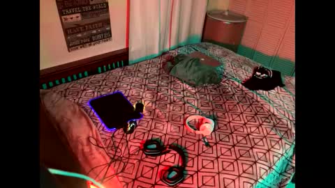 Snapshot of romeotyn chatting on 03-04-25, 04:27 romeotyn online show from 03-04-25, 04:27