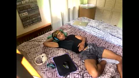 Snapshot of romeotyn chatting on 03-04-25, 04:20 romeotyn online show from 03-04-25, 04:20