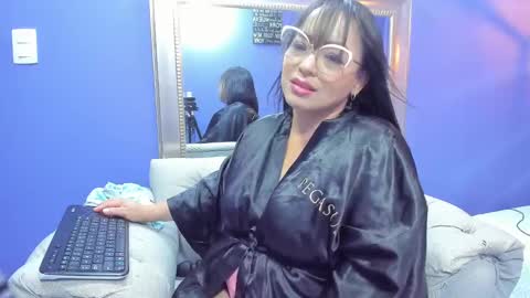 Romi  online show from 01-19-25, 07:04