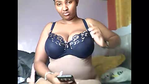 Snapshot of romina_26 chatting on 05-15-26, 07:54 Romina 26 online show from 05-15-26, 07:54