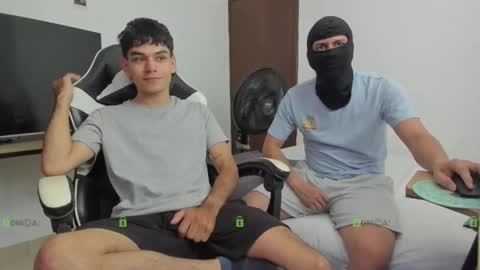 Snapshot of ronaldmq20 chatting on 10-05-25, 05:55 Ronaldo online show from 10-05-25, 05:55