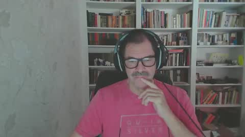 RodgerDodger online show from 01-16-25, 05:12