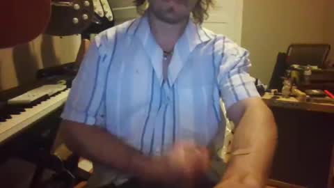 ronniejohnston13 online show from 10-04-25, 05:49