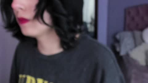 Twelve 3 Inst Twelve 312002 Twitter Room312 2002 online show from 02-01-25, 01:44