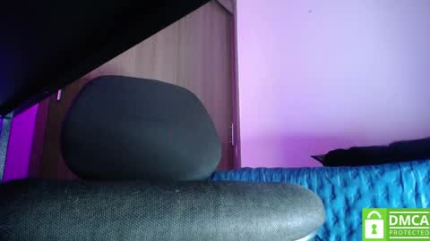 Snapshot of room_hot_x chatting on 04-16-26, 09:15 ken online show from 04-16-26, 09:15