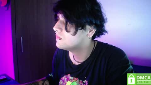 Snapshot of room_hot_x chatting on 04-23-26, 08:44 ken online show from 04-23-26, 08:44