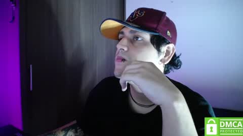 Snapshot of room_hot_x chatting on 06-15-26, 10:01 ken online show from 06-15-26, 10:01