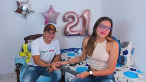 Snapshot of rooxxyy_ chatting on 01-11-25, 12:12    online show from 01-11-25, 12:12