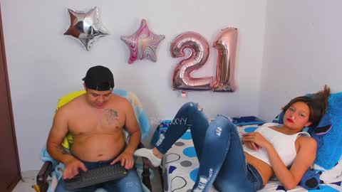 Snapshot of rooxxyy_ chatting on 01-11-25, 11:46    online show from 01-11-25, 11:46