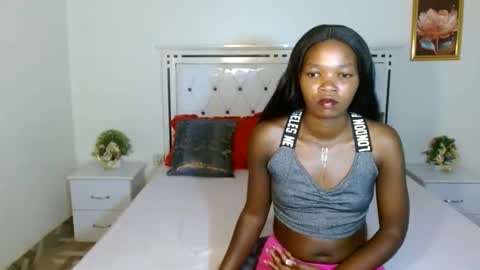 Snapshot of rorennah chatting on 06-01-26, 05:47 Rorenah online show from 06-01-26, 05:47