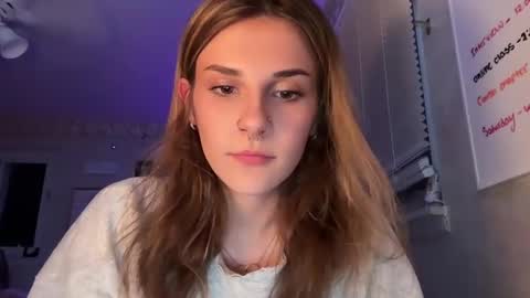 Snapshot of ros3210 chatting on 09-22-25, 03:30 Rose online show from 09-22-25, 03:30