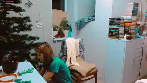 rosa843850 online show from 12-26-24, 03:31