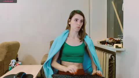 rosa843850 online show from 02-16-25, 06:10