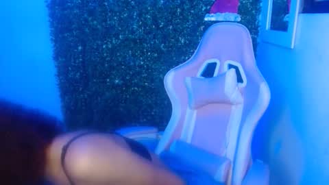 Snapshot of rosa_skinny chatting on 02-19-26, 12:28 rosa online show from 02-19-26, 12:28