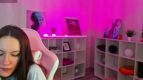 Snapshot of rosa_vaughn chatting on 05-04-26, 10:11 Viola online show from 05-04-26, 10:11