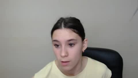 Rose online show from 09-26-25, 07:01