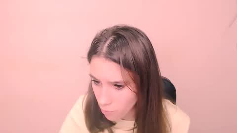 Rose online show from 10-18-25, 06:26