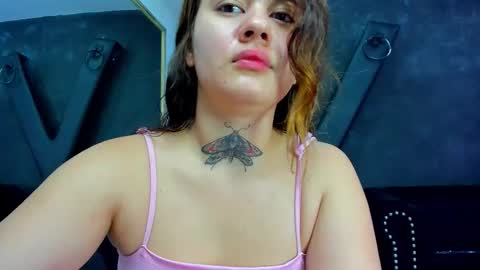 Rosaline Grey online show from 10-19-25, 04:46