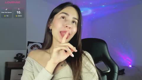 Snapshot of rosalion chatting on 11-16-25, 02:39 Kerry online show from 11-16-25, 02:39