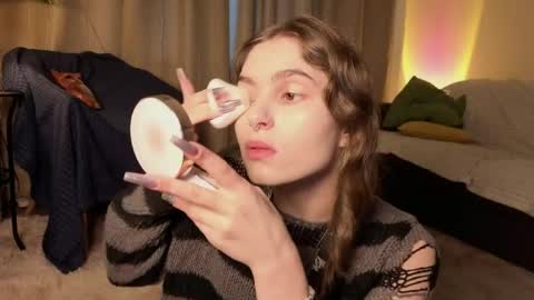 Kylie online show from 04-23-26, 05:15