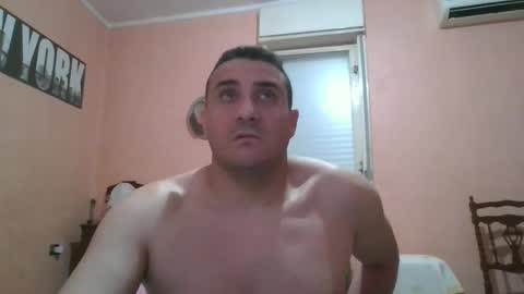 Snapshot of rosario1212 chatting on 04-10-26, 01:33 Rosario online show from 04-10-26, 01:33