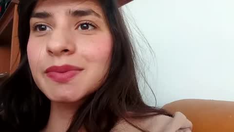 rosasvioletas online show from 10-08-25, 05:43