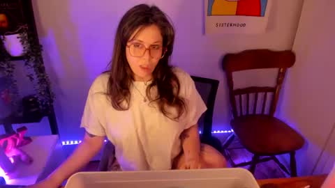 Snapshot of rose257044 chatting on 03-22-26, 02:42 rose257044 online show from 03-22-26, 02:42