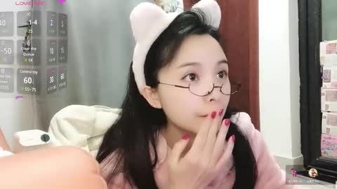 rose online show from 02-05-25, 02:16