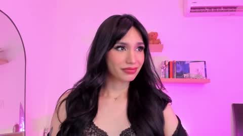 Snapshot of rose__saenz chatting on 12-15-24, 07:21 Rose Saenz online show from 12-15-24, 07:21