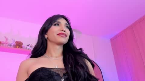 Snapshot of rose__saenz chatting on 12-13-25, 08:04 Rose Saenz online show from 12-13-25, 08:04
