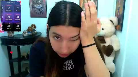 Snapshot of rose_celina chatting on 12-17-24, 03:17 Rose online show from 12-17-24, 03:17