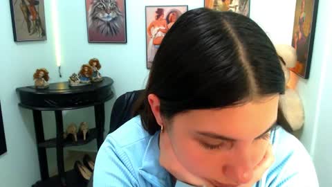 Snapshot of rose_celina chatting on 01-02-25, 07:51 Rose online show from 01-02-25, 07:51