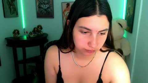 Snapshot of rose_celina chatting on 01-14-25, 08:48 Rose online show from 01-14-25, 08:48