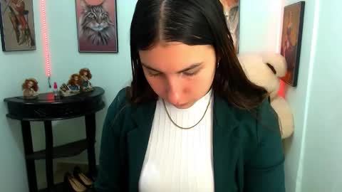 Snapshot of rose_celina chatting on 01-15-25, 04:32 Rose online show from 01-15-25, 04:32