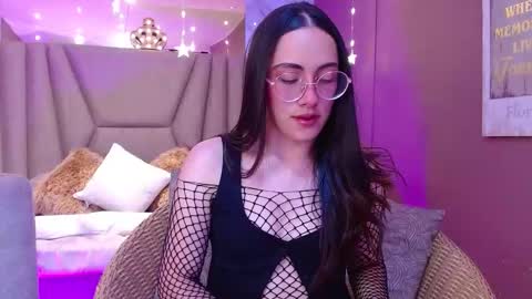 Rose online show from 03-11-26, 04:18