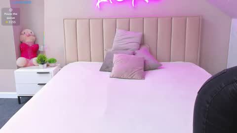 Kimberlly online show from 12-04-25, 12:09