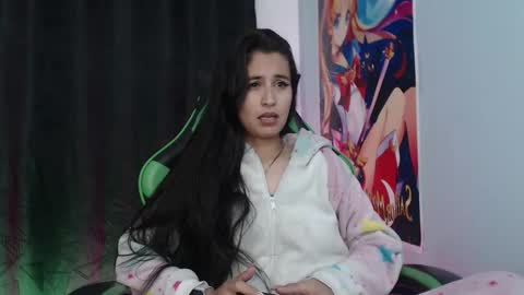 Rose online show from 09-18-25, 04:36