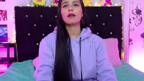 Rose online show from 11-07-25, 04:34