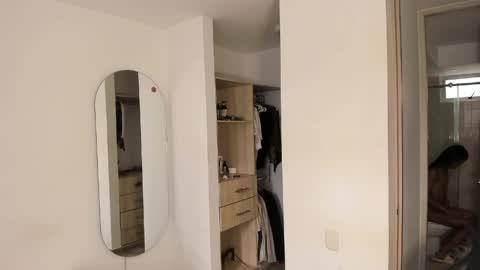 Jhoan Alexis online show from 04-17-26, 09:18