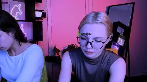 Snapshot of rose_style chatting on 11-11-25, 05:51 rose online show from 11-11-25, 05:51