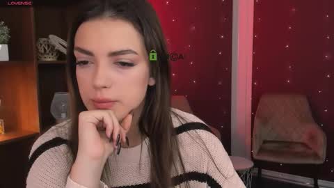 Snapshot of rose_style chatting on 11-19-25, 05:51 rose online show from 11-19-25, 05:51