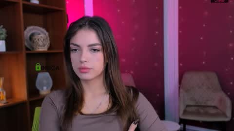 Snapshot of rose_style chatting on 11-21-25, 09:30 rose online show from 11-21-25, 09:30