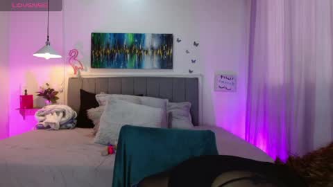 Rose  online show from 04-20-26, 01:25