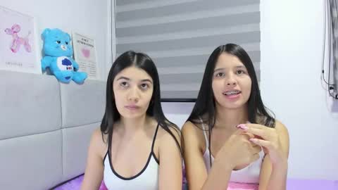 Rose y Miah online show from 02-15-26, 07:51