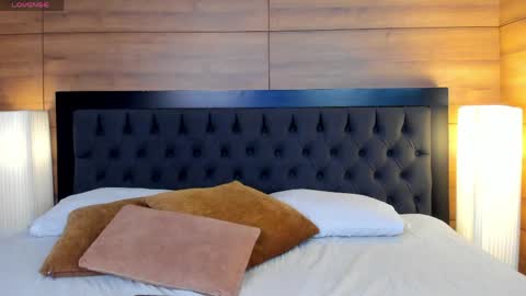 roseaurora online show from 04-02-26, 12:25