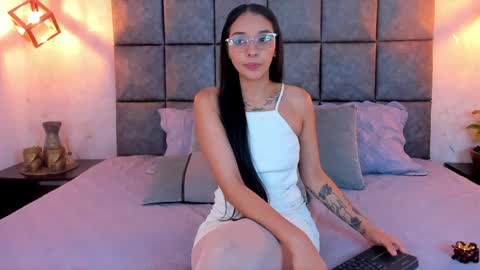 roseaurora online show from 04-29-26, 11:25