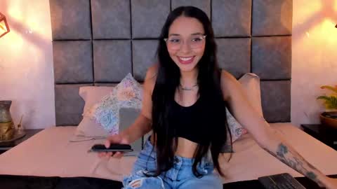 roseaurora online show from 06-01-26, 10:39