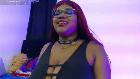 Snapshot of rosebeckers7 chatting on 09-09-25, 10:53 Your girl Rose 6k of followers online show from 09-09-25, 10:53