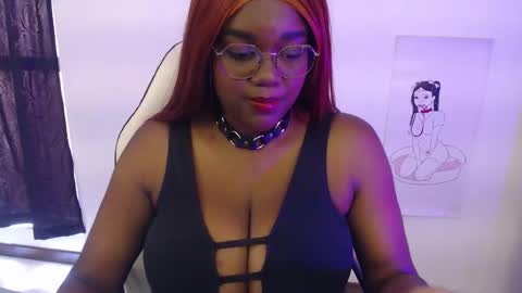 Snapshot of rosebeckers7 chatting on 11-25-25, 05:57 Your girl Rose 6k of followers online show from 11-25-25, 05:57