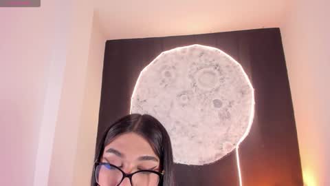 Rose online show from 11-29-25, 01:58